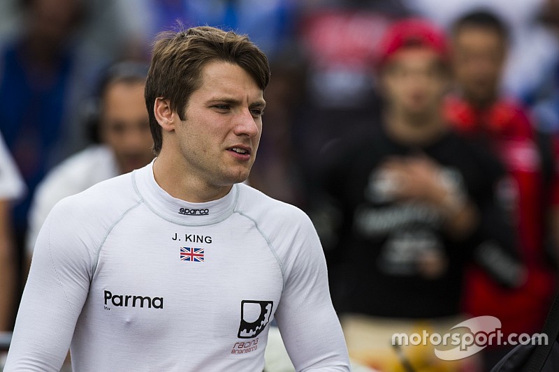 King in Austin voor het eerst in actie tijdens vrijdagtraining