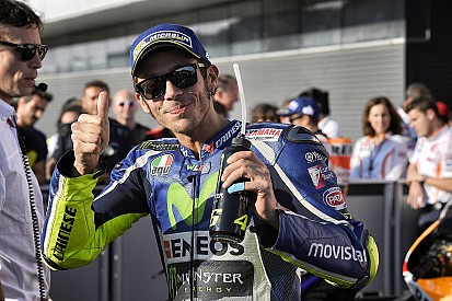 Valentino Rossi: Gebrochener Finger nur "etwas hässlich"