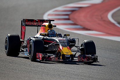 Ricciardo: "Tijdens lange runs misschien sneller dan Mercedes"