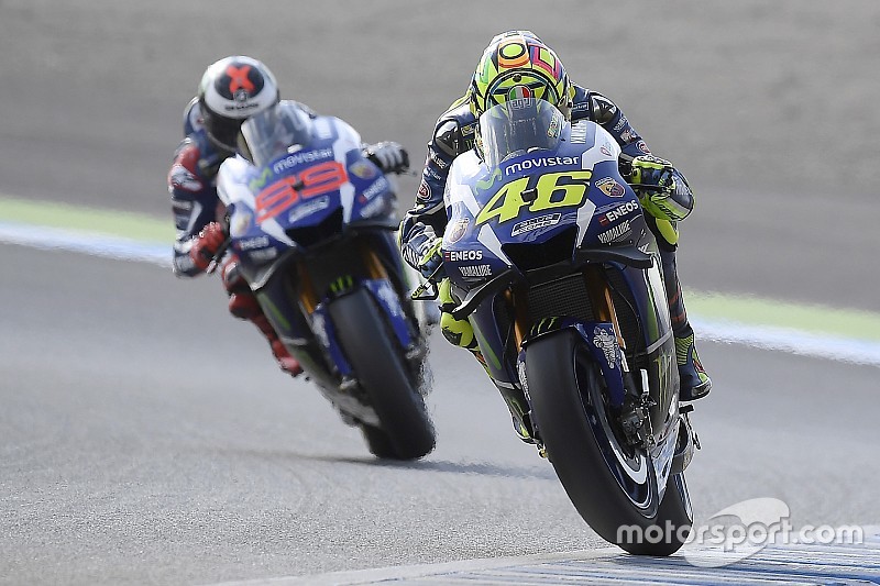 Rossi reprend 10 points à Lorenzo et leur duel se poursuit