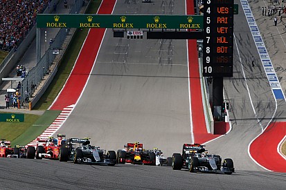 Mercedes: "F1-strijd 2017 is nu al begonnen"