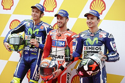 Dovizioso pakt de pole voor GP Maleisië in natte kwalificatie