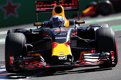 Ricciardo - "Vettel ne mérite pas d'être sur le podium"