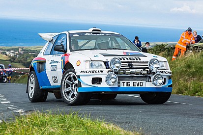 À vendre : Peugeot 205 "T16 Evo" un peu spéciale