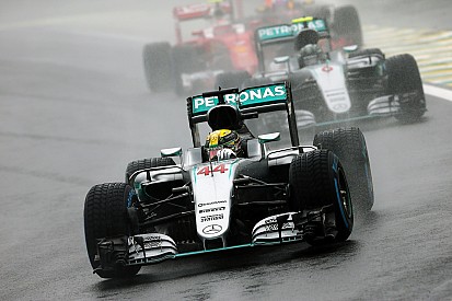 Hamilton dice que fue “la victoria más fácil en 10 años”