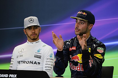 Ricciardo - "Tout le monde s'attend à une pole de Lewis"