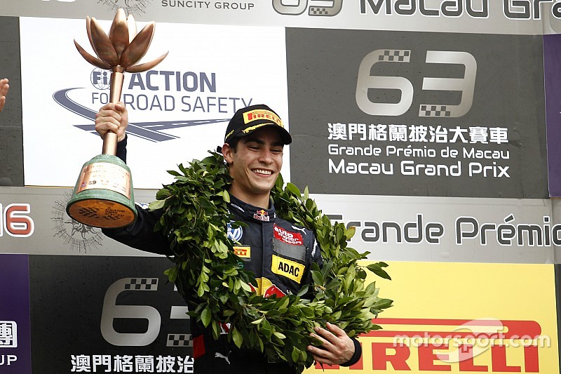 Сетте Камара проведет сезон-2017 в GP2