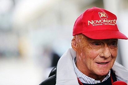 Lauda niet blij met Hamilton: "Zijn tactiek zou nooit hebben gewerkt"
