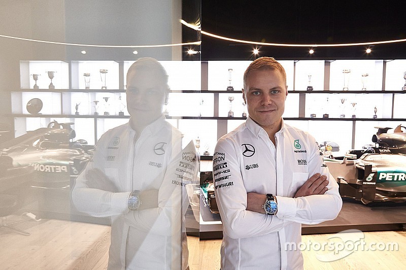 Bottas remplace Rosberg chez Mercedes