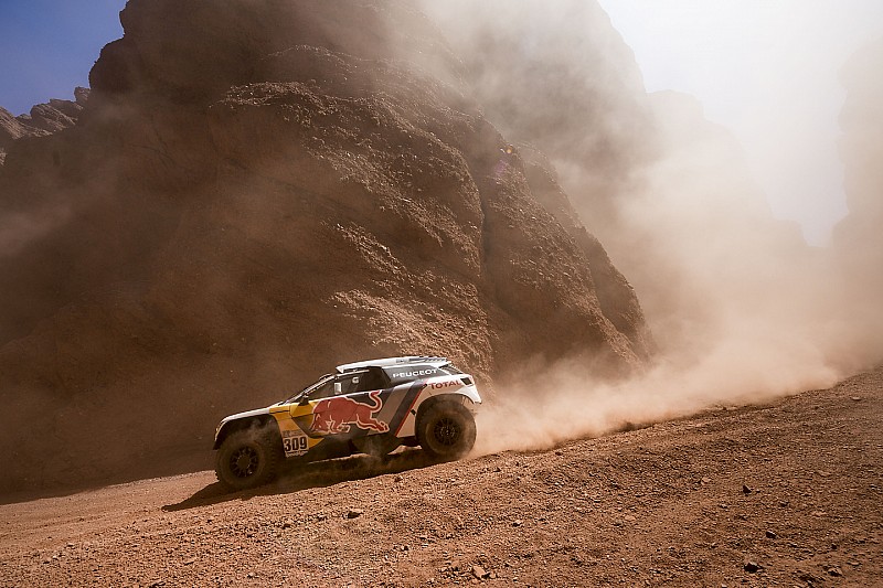 Peugeot plus impressionné par Elena que par Loeb