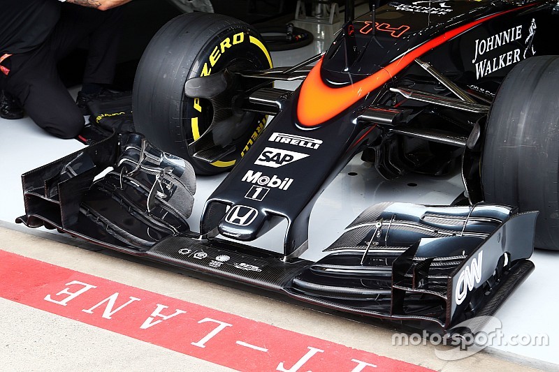 McLaren onthult nieuwe Formule 1-auto op zelfde dag als Ferrari
