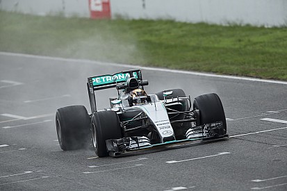 Pirelli tendrá más pruebas sobre mojado