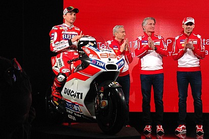 Точка зору: чому Ducati ризикує більше Лоренсо