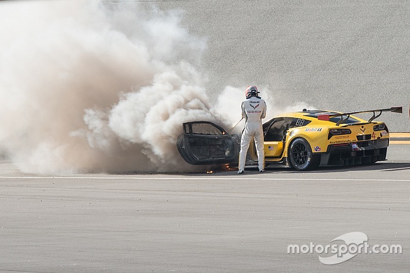 Nach Feuerschaden: Corvette Racing steigt auf Reserveauto um