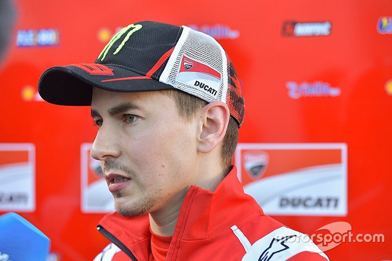 Transisi ke Ducati menyulitkan Lorenzo