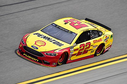 NASCAR: Joey Logano und Shell bleiben bis 2022 bei Penske