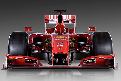 Tarihte bugün: Ferrari F60'ın örtüsünü indiriyor