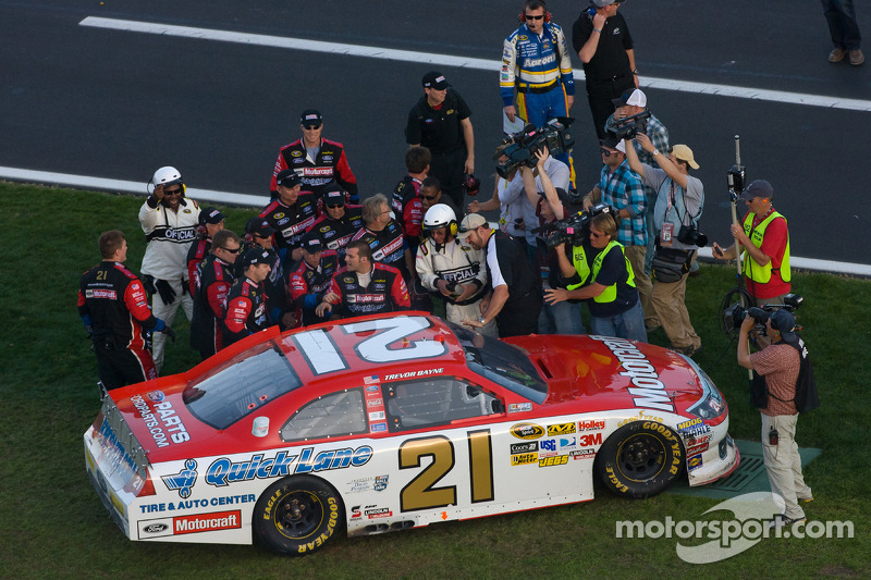 2011: #21 Trevor Bayne - Wood Brothers Racing Ford