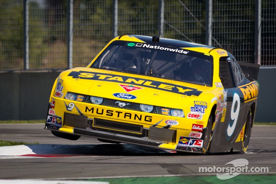 Marcos Ambrose, Petty Motorsport Ford