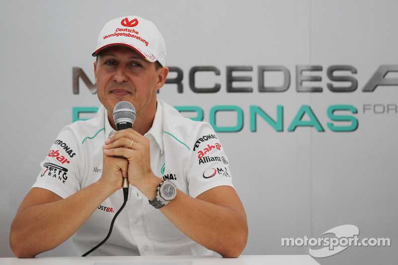 Міхаель Шумахер, Mercedes AMG F1, вдруге оголошує про завершення кар'єри в Ф1 в прес-конференції