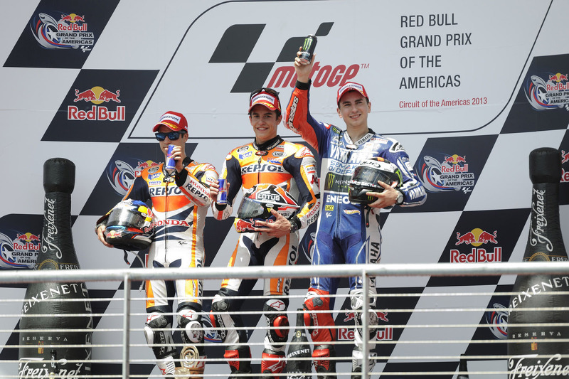 Podium MotoGP Amerika 2013: pemenang lomba Marc Marquez, peringkat kedua Dani Pedrosa, dan posisi ketiga Jorge Lorenzo.