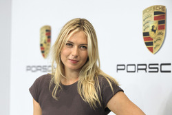 Марія Шарапова, посол бренду Porsche