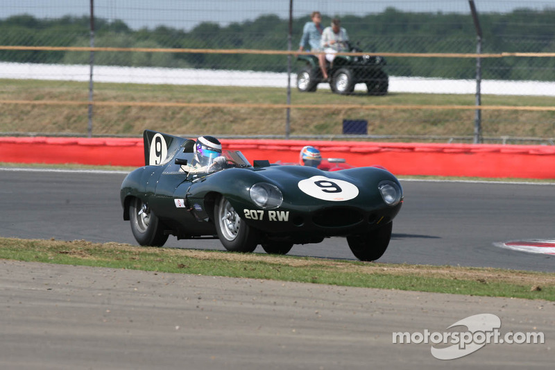 Бенджамін Істік/ Майкл Куінн, Jaguar D-Type