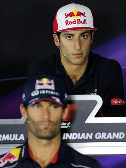 f1-indian-gp-2013-daniel-ricciardo-scude