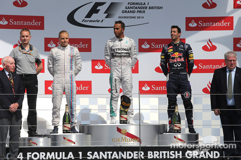 2014. Подіум: 1. Льюіс Хемілтон, Mercedes. 2. Валттері Боттас, Williams. 3. Даніель Ріккардо, Red Bull - Renault