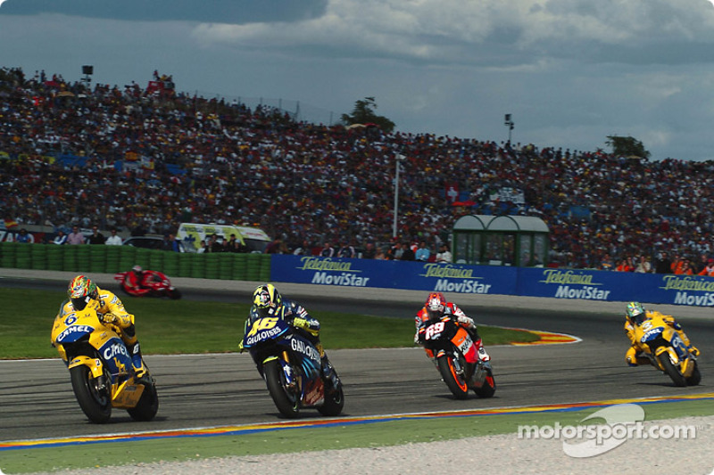 2004: Auf der Verfolgung von Valentino Rossi