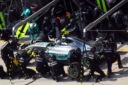 Ніко Росберг, Mercedes AMG F1 W06 робить піт-стоп