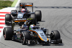 Sergio Perez, Sahara Force India F1 VJM08, vor Teamkollege Nico Hülkenberg, Sahara Force India F1 VJ