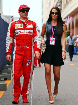 Kimi Räikkönen, Ferrari, mit seiner Freundin Minttu Virtanen