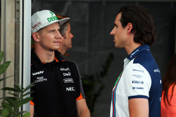 Nico Hulkenberg, Sahara Force India F1, met Adrian Sutil, Williams Reservecoureur