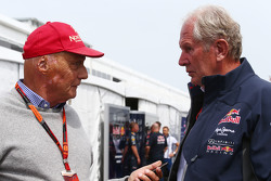 Niki Lauda, Mercedes presidente no ejecutivo con el Dr. Helmut Marko, Red Bull Motorsport Consulto