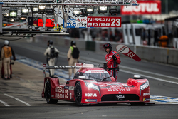 停站:日产车队22号日产GT-R LM NISMO:哈里·廷克内尔、阿历克斯·邦科姆、迈克尔·克鲁姆