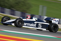 Nelson Piquet, in de Brabham BT52 op de Legends Parade