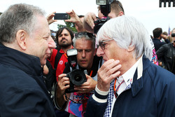 Jean Todt, Presidente FIA con Bernie Ecclestone sulla griglia di partenza