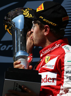 Il vincitore Sebastian Vettel, Ferrari