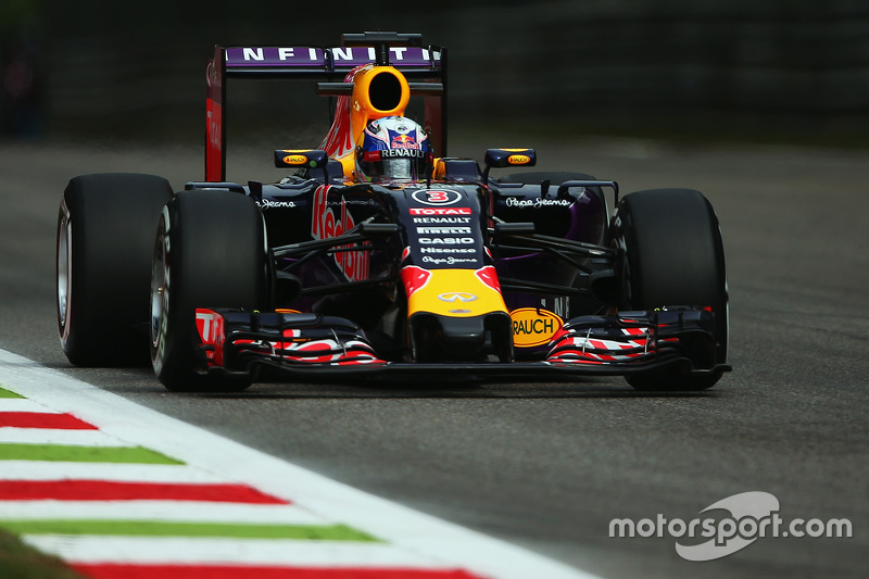 2015 - RB11