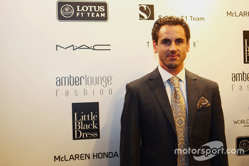 Adrian Sutil, Williams резервний гонщик at the Amber Lounge Fashion Show