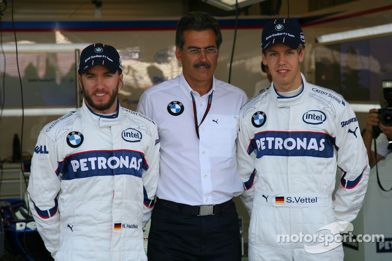 Sebastian Vettel, piloto de prueba BMW Sauber F1 Team con Dr. Mario Theissen, BMW Sauber F1 Team, B