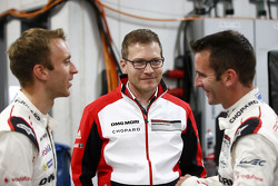 Romain Dumas, Timo Bernhard, Andreas Seidl, Teamchef Porsche
