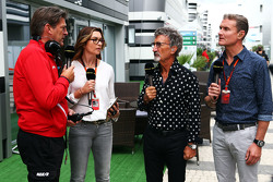 Graeme Lowdon, Manor F1 Team Director Ejecutivo con Suzi Perry, presentador de BBC F1; Eddie Jordan,