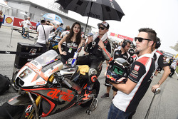 Stefan Bradl, Aprilia Racing Team Gresini con l'ombrellina