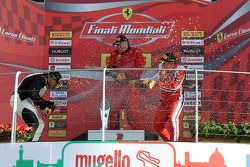 Festeggiamenti sul podio