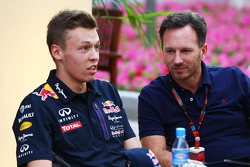 Daniil Kvyat, Red Bull Racing, mit Teamchef Christian Horner, Red Bull Racing
