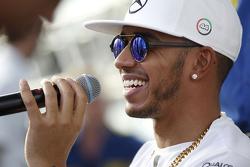 Lewis Hamilton, Mercedes AMG F1, mit Fans