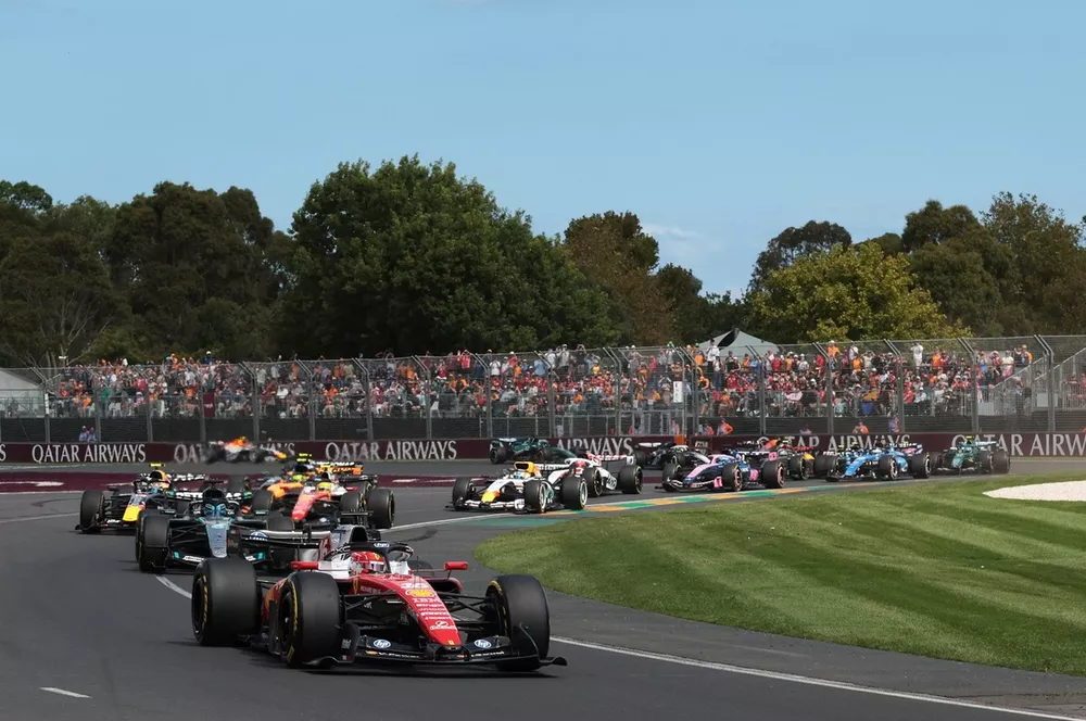 Charles Leclerc, Ferrari, George Russell, Mercedes