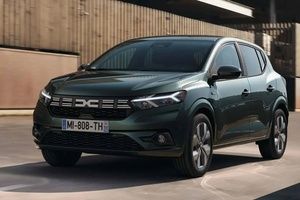 Top10 ventas Espa&ntilde;a 2025: el Dacia Sandero y Toyota vuelven a mandar
